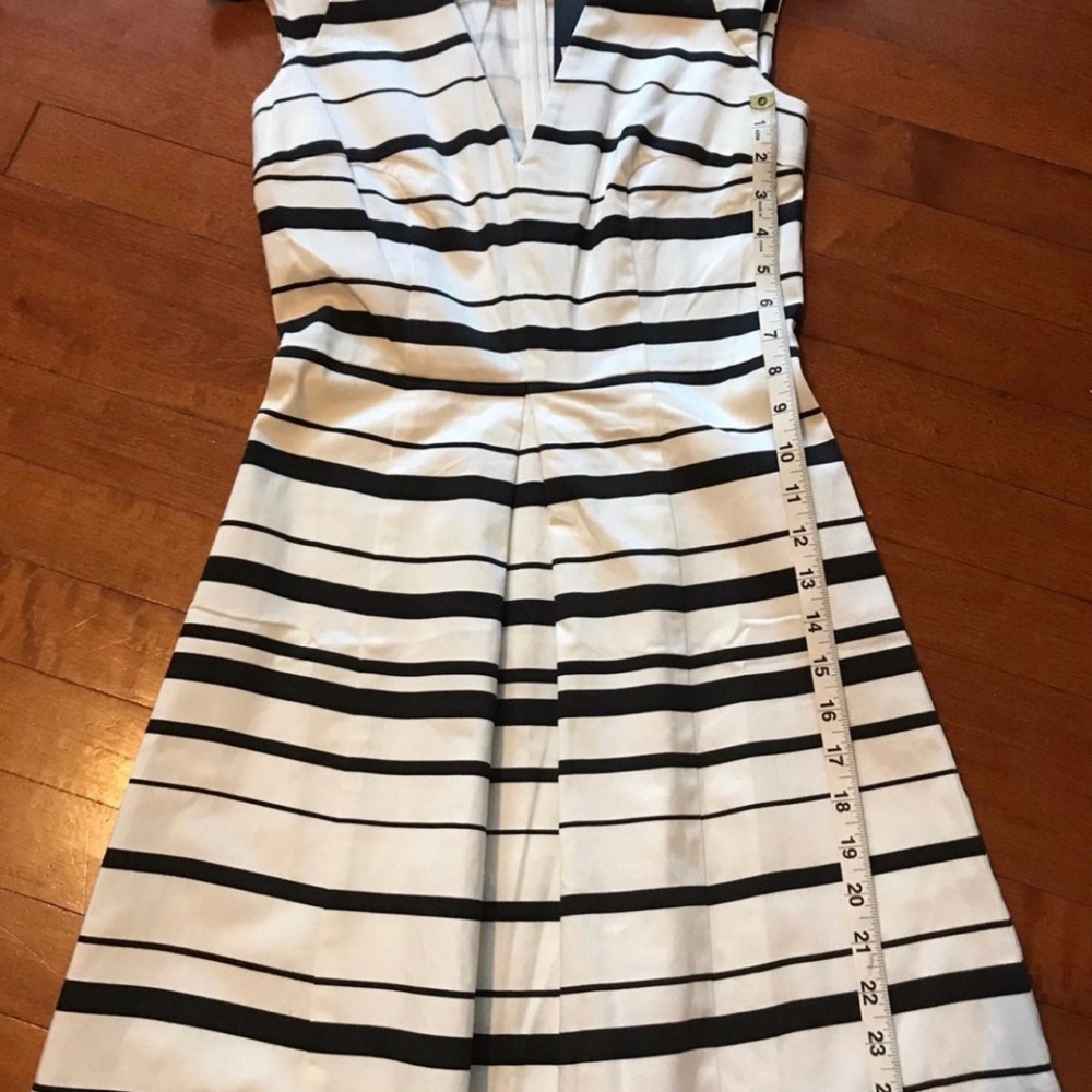 NWT French Connection sleeveless white and black striped women dress, size 4